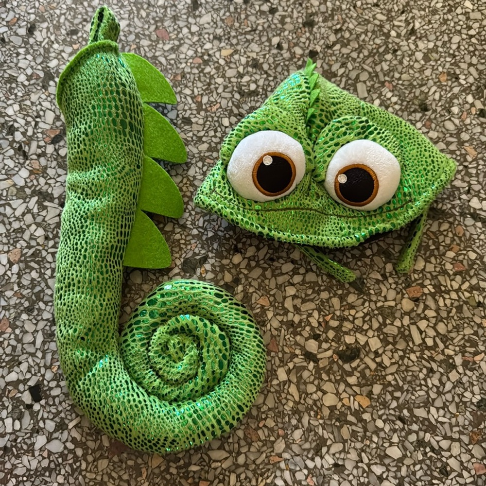 Pascal from Rapunzel costume